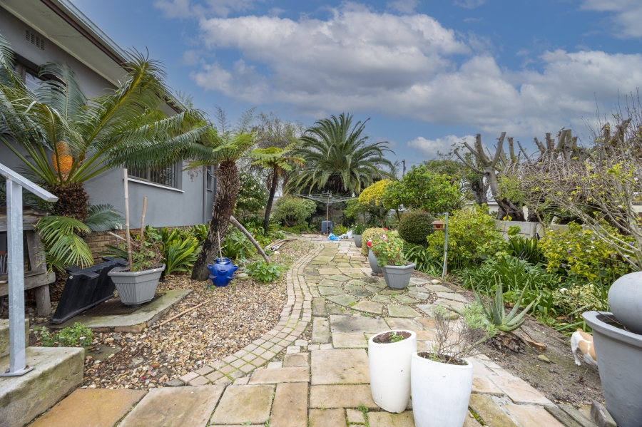 3 Bedroom Property for Sale in Sonnekuil Western Cape